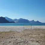 Large House In The Middle Of Lofoten Villa