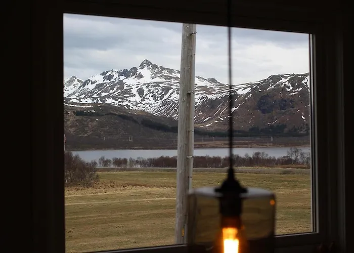 Large House In The Middle Of Lofoten 别墅 *